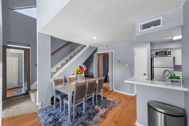 9815 Walnut Street 204, Dallas, TX 75243