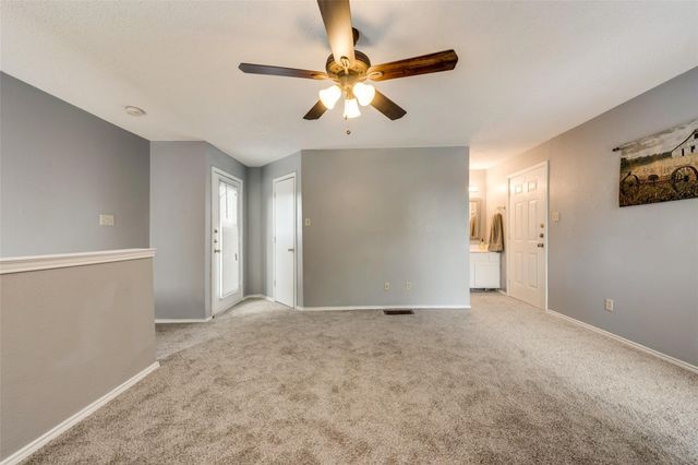 9815 Walnut Street 204, Dallas, TX 75243