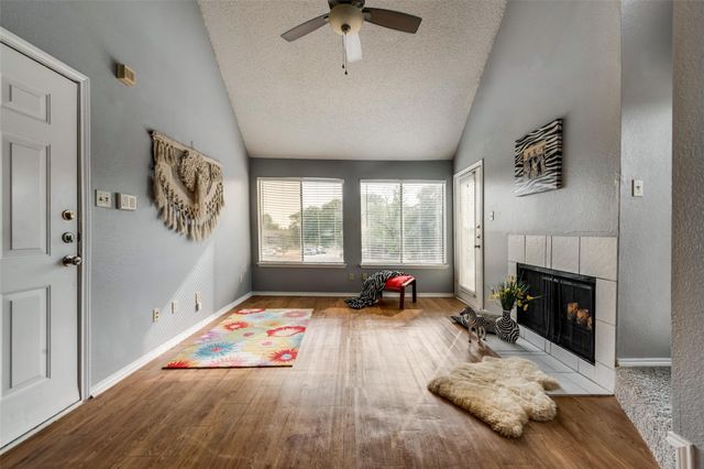 9815 Walnut Street 204, Dallas, TX 75243