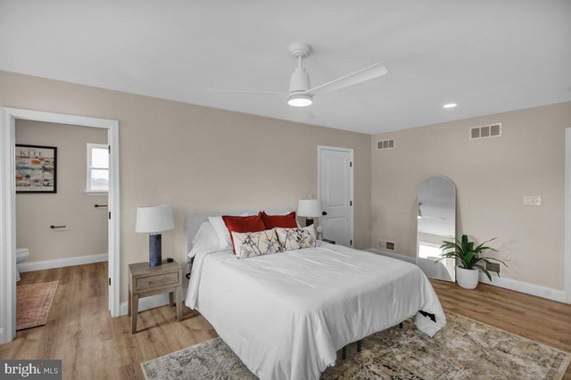 258 W FAIRVIEW AVE, Marietta, PA 17547