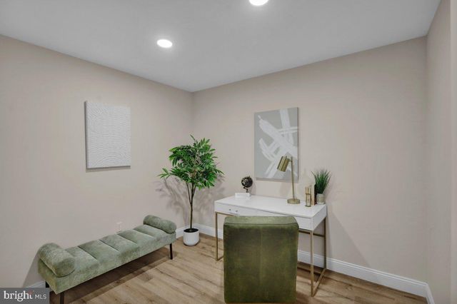 258 W FAIRVIEW AVE, Marietta, PA 17547