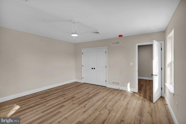 258 W FAIRVIEW AVE, Marietta, PA 17547