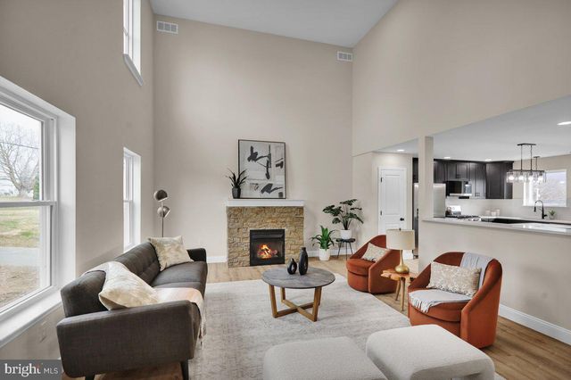 258 W FAIRVIEW AVE, Marietta, PA 17547