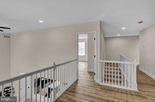 258 W FAIRVIEW AVE, Marietta, PA 17547