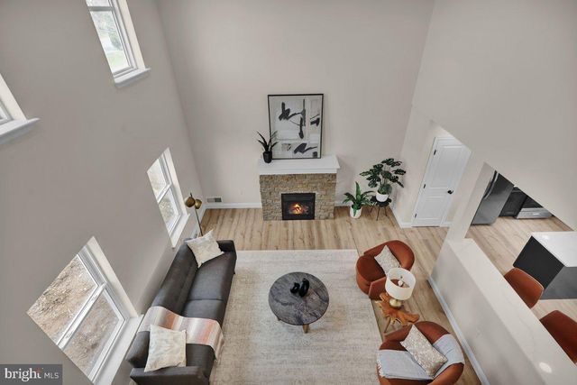 258 W FAIRVIEW AVE, Marietta, PA 17547