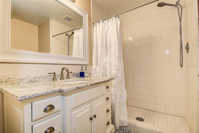 641 CORK STREET, Largo, FL 33770