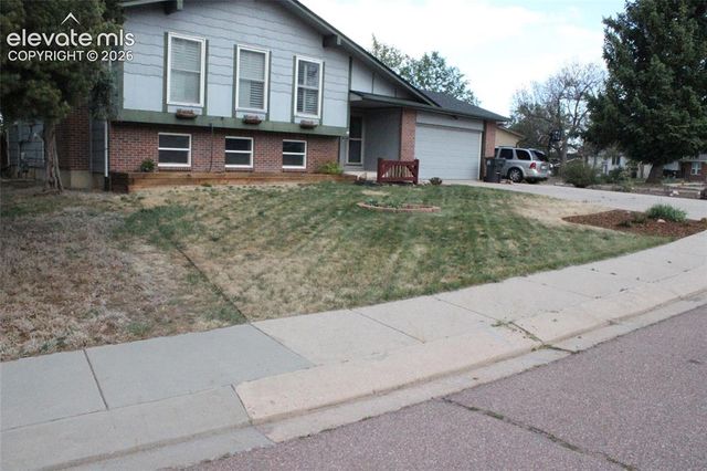 5055 Picket Drive, Colorado Springs, CO 80918