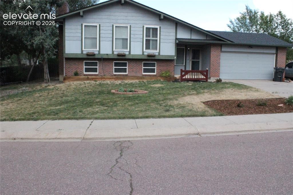 5055 Picket Drive, Colorado Springs, CO 80918