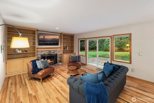 18412 NE 192nd Street, Woodinville, WA 98077