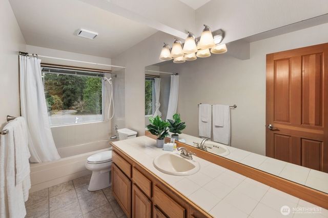 18412 NE 192nd Street, Woodinville, WA 98077