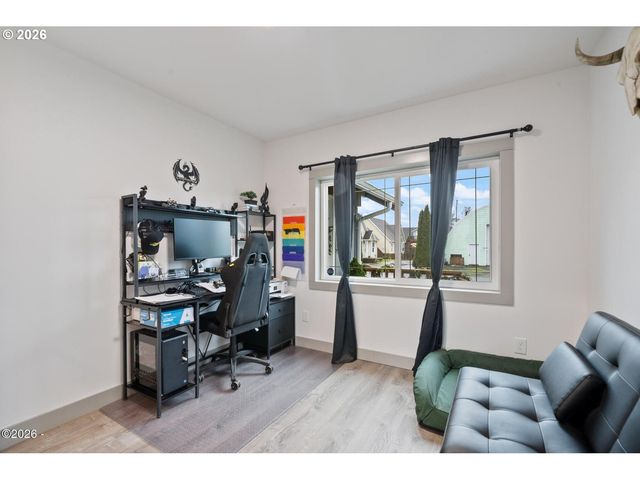 409 DEL MONTE Ave, Tillamook, OR 97141