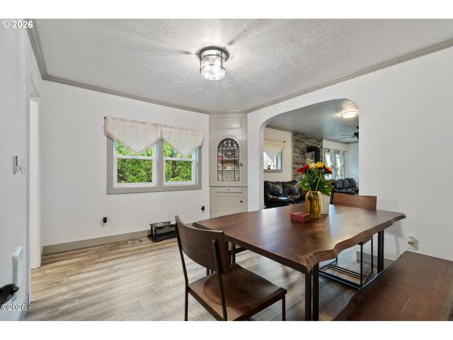 409 DEL MONTE Ave, Tillamook, OR 97141