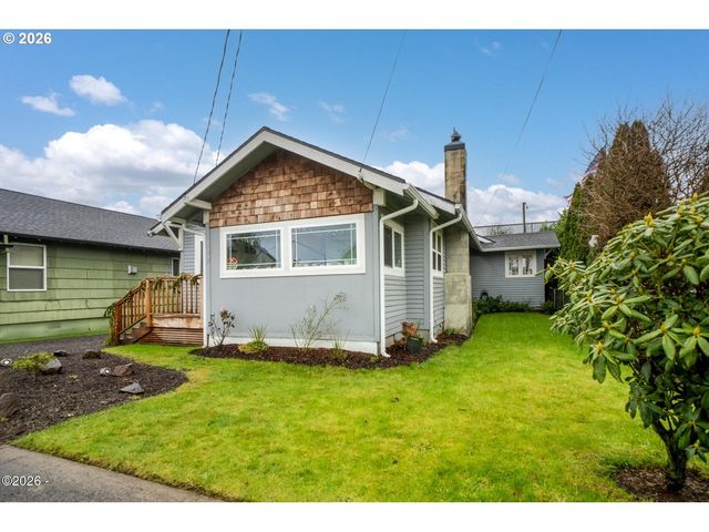 409 DEL MONTE Ave, Tillamook, OR 97141