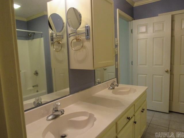 34 Bent Tree Drive, Cabot, AR 72023