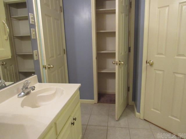 34 Bent Tree Drive, Cabot, AR 72023