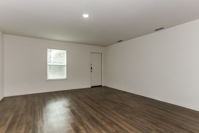 2906 Emma Lane, Mabank, TX 75147