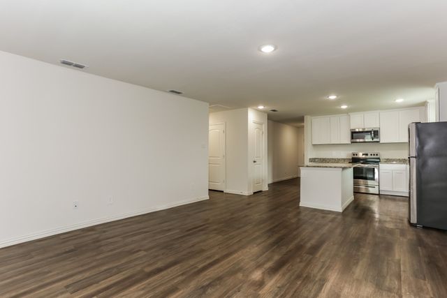 2906 Emma Lane, Mabank, TX 75147