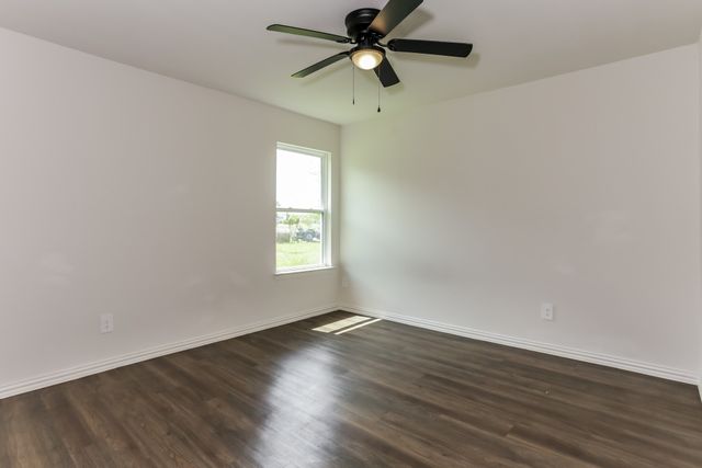 2906 Emma Lane, Mabank, TX 75147