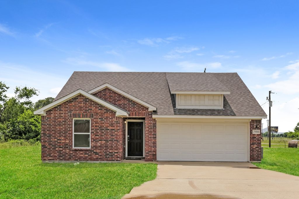 2906 Emma Lane, Mabank, TX 75147