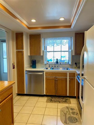 1662 S LAKE AVENUE 6, Clearwater, FL 33756