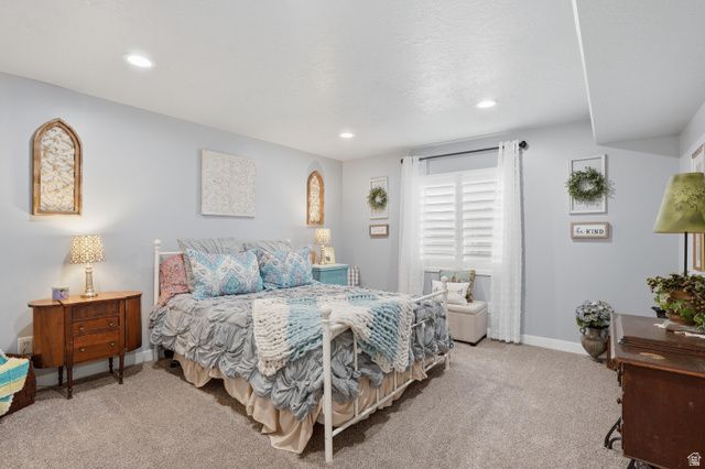 726 S SCHOOL HOUSE RD, Saratoga Springs, UT 84045