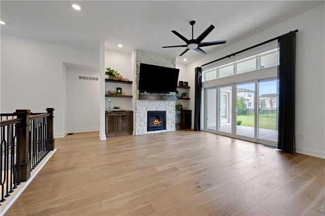 17404 Gillette Street, Overland Park, KS 66221