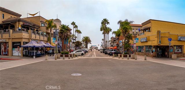 2614 Florida C, Huntington Beach, CA 92648