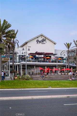 2614 Florida C, Huntington Beach, CA 92648