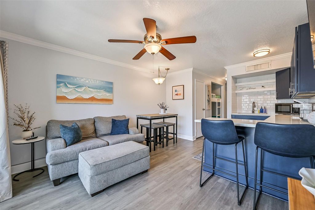 6300 Seawall Boulevard 3225, Galveston, TX 77551