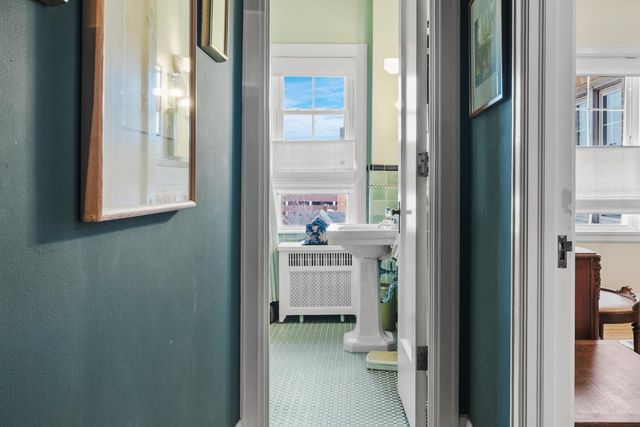 2615 Park Avenue 513, Minneapolis, MN 55407