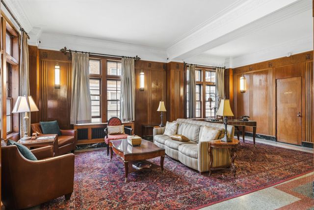 2615 Park Avenue 513, Minneapolis, MN 55407