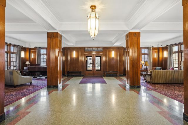 2615 Park Avenue 513, Minneapolis, MN 55407