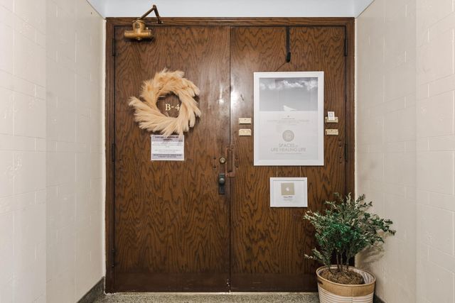 2615 Park Avenue 513, Minneapolis, MN 55407