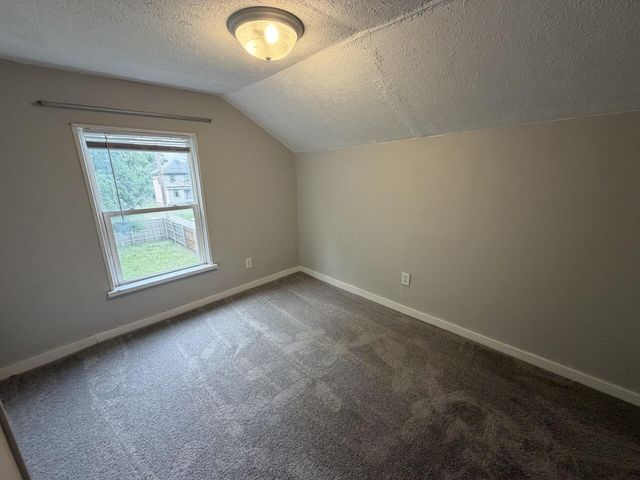 997 Leona Avenue, Columbus, OH 43201