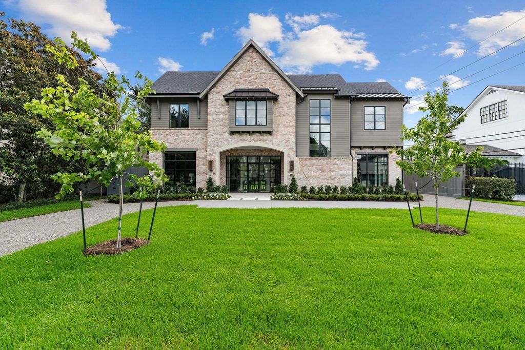 827 Rocky River Road, Houston, TX 77056