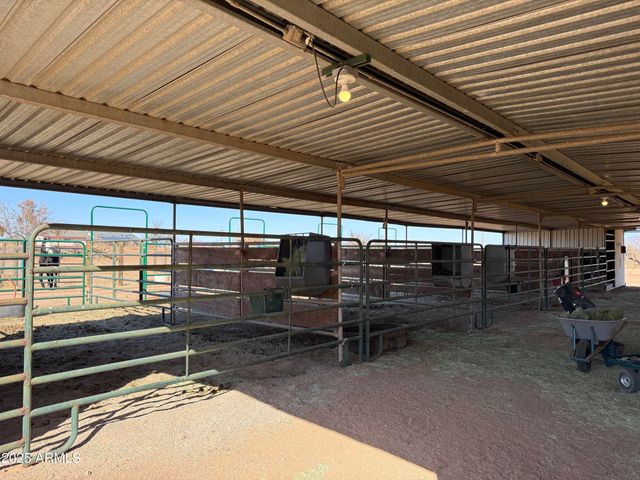 5706 S KINO Road 704, Hereford, AZ 85615