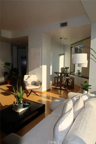 1100 Wilshire, Los Angeles, CA 90017