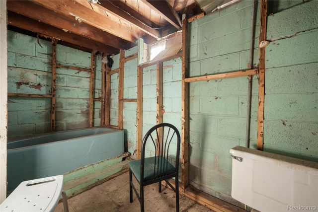 17178 Eureka Street, Detroit, MI 48212