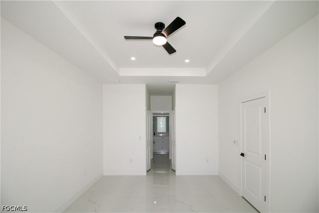 943 Commodore ST, Lehigh Acres, FL 33974