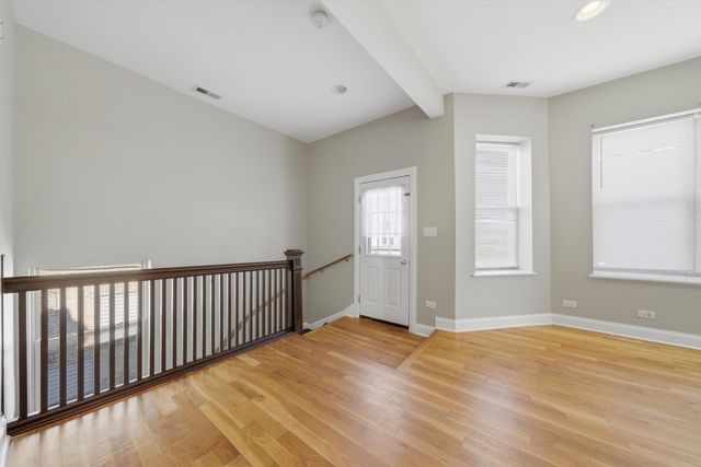 4742 N Sawyer Avenue 2, Chicago, IL 60625