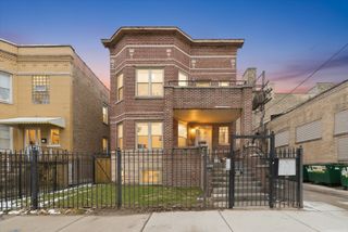 4742 N Sawyer Avenue 2, Chicago, IL 60625