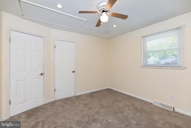 1837 SAW MILL DR, Wilmington, DE 19810