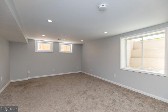 1837 SAW MILL DR, Wilmington, DE 19810