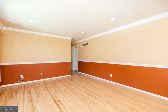 1837 SAW MILL DR, Wilmington, DE 19810