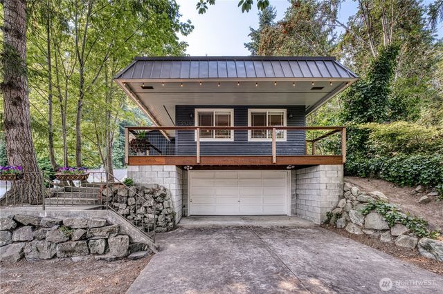 2930 Cascade Trail, Bremerton, WA 98310