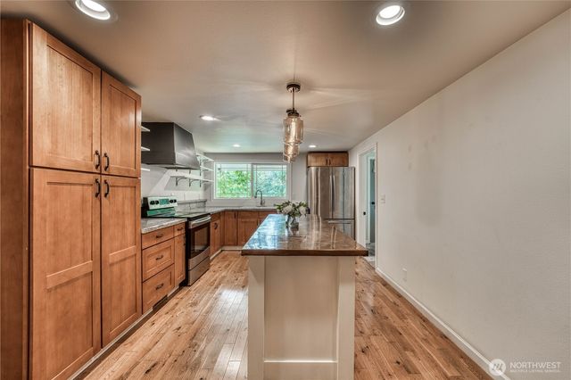2930 Cascade Trail, Bremerton, WA 98310