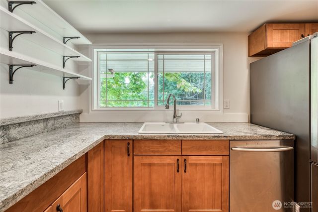 2930 Cascade Trail, Bremerton, WA 98310