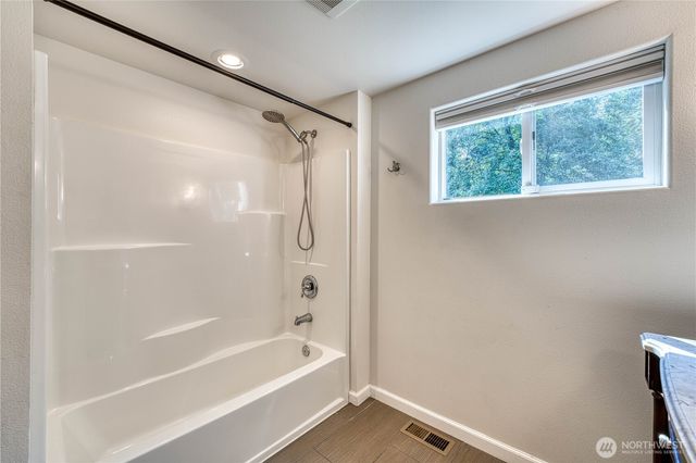 2930 Cascade Trail, Bremerton, WA 98310