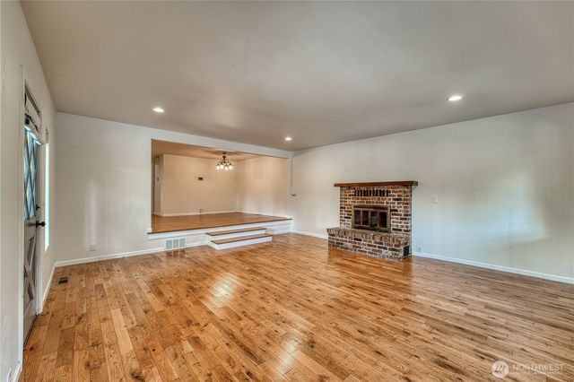 2930 Cascade Trail, Bremerton, WA 98310
