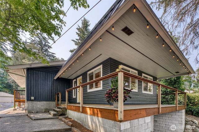 2930 Cascade Trail, Bremerton, WA 98310